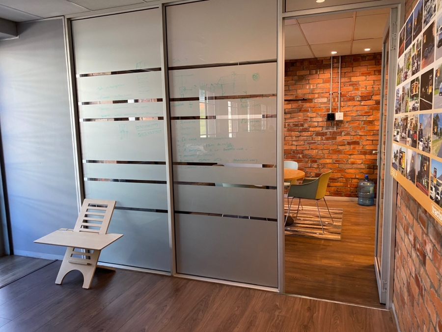 To Let Commercial Property for Rent in De Waterkant Western Cape